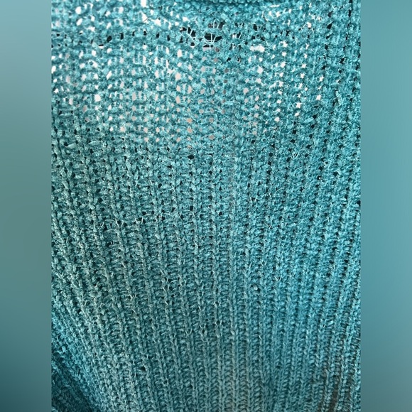 Green Chenille Batwing sweater - Picture 4 of 4
